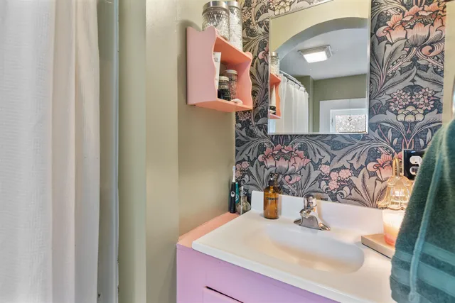 $624,000 | 40 1/2 Convent Square, Burlington, VT 05401