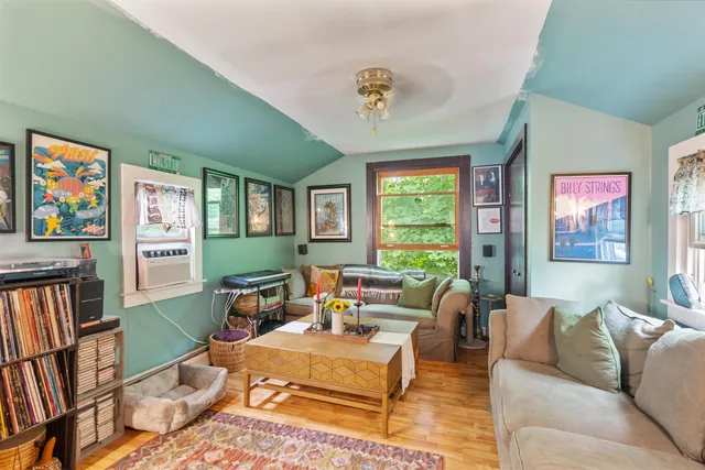 $624,000 | 40 1/2 Convent Square, Burlington, VT 05401