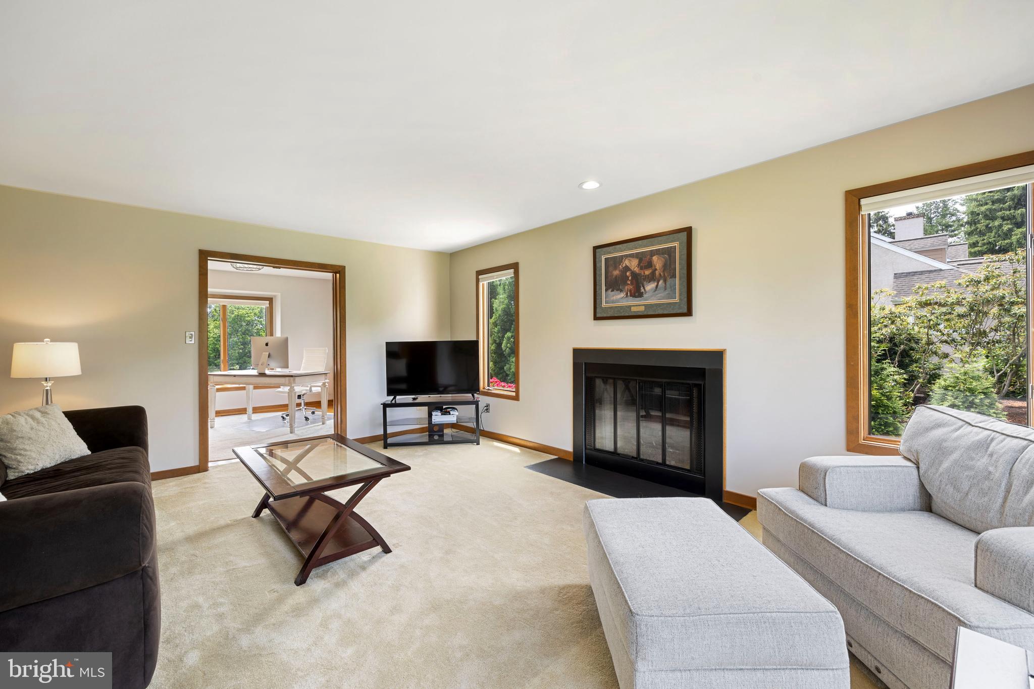 920 Sconnelltown Road West Chester, PA 19382 - Photo 8 of 49 Living Room
