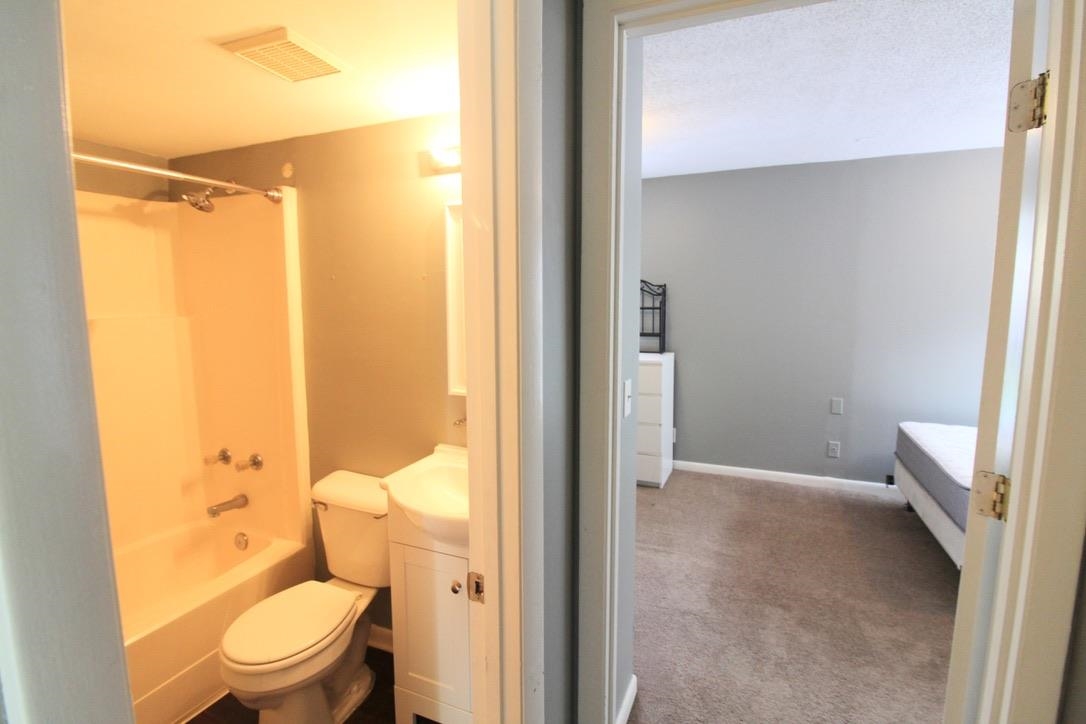 1390 Hunters Road, Unit C Harrisonburg, VA 22801 - Photo 11 of 14 Gallery Image 11