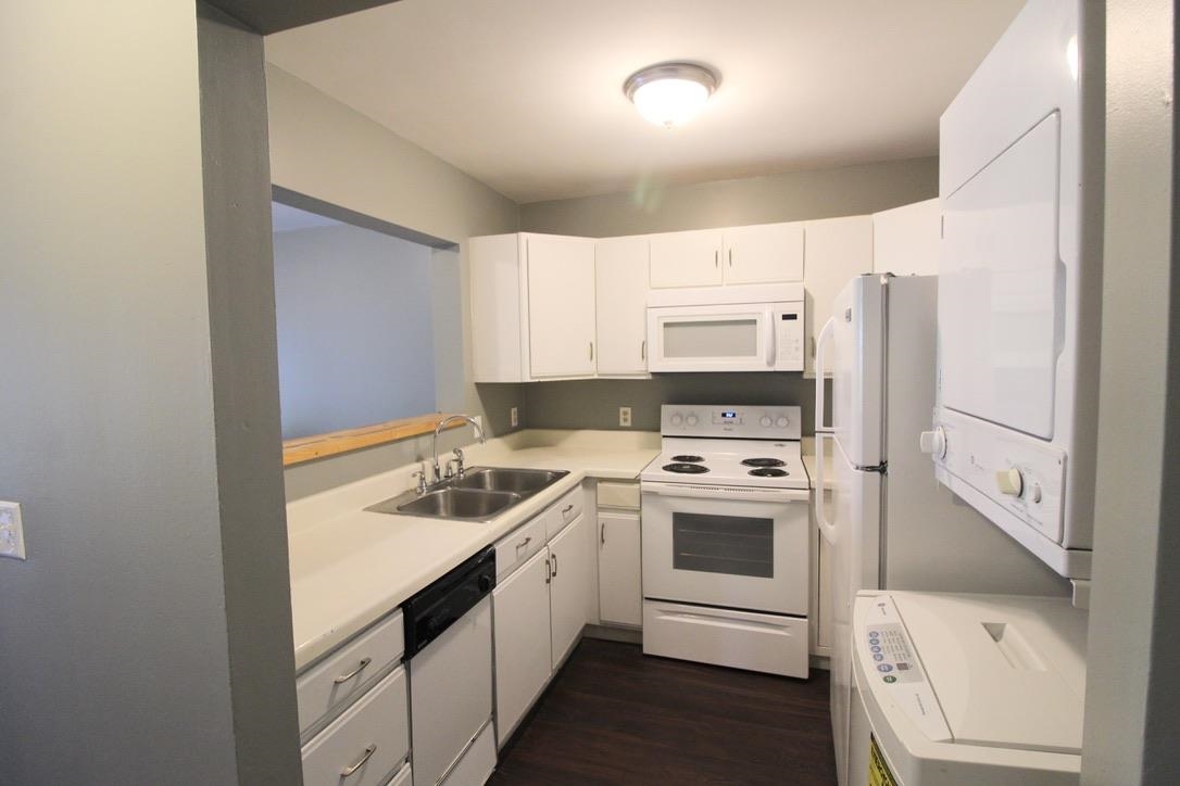 1390 Hunters Road, Unit C Harrisonburg, VA 22801 - Photo 6 of 14 Gallery Image 6
