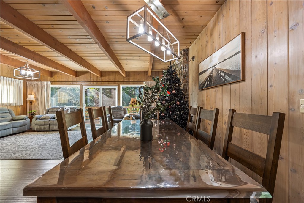 225 Fremont Road Lake Arrowhead, CA 92352 - Photo 14 of 49