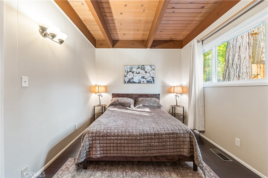 225 Fremont Road Lake Arrowhead, CA 92352 - Photo 21 of 49