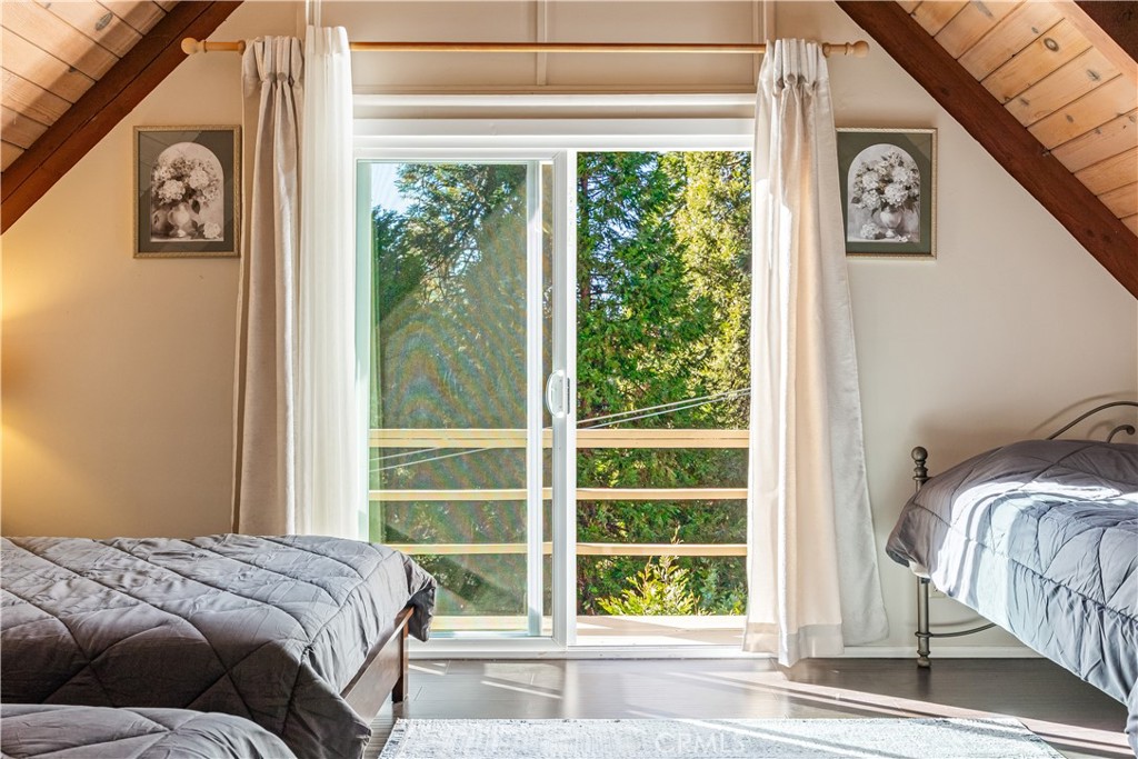 225 Fremont Road Lake Arrowhead, CA 92352 - Photo 29 of 49