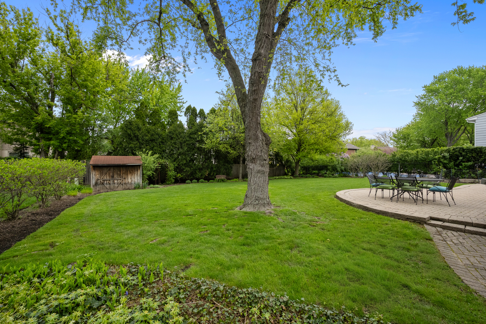 3142 Hemlock Lane Northbrook, IL 60062 - Photo 17 of 27