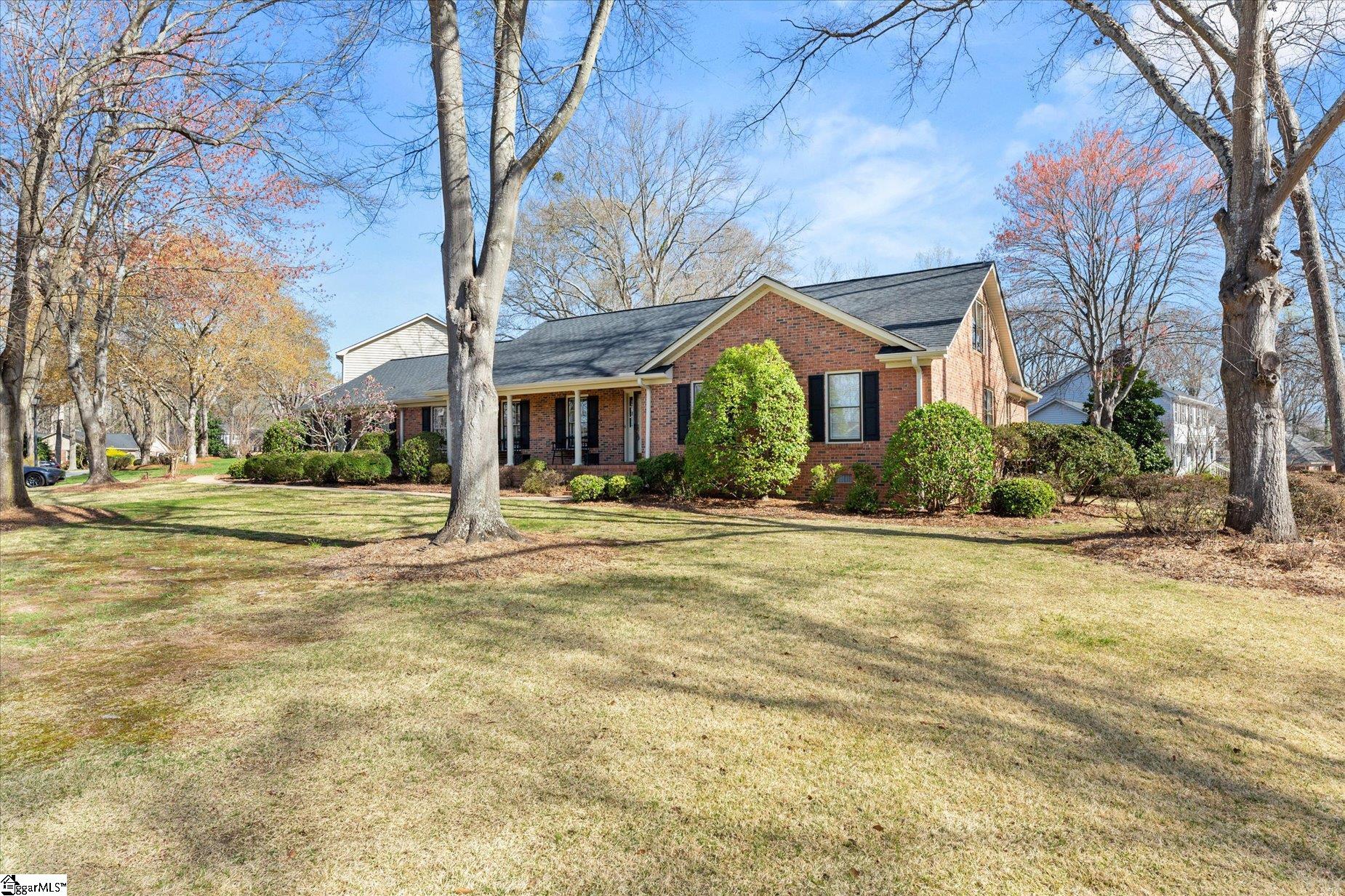 607 Stone Ridge Road Greer, SC 29650 - Photo 4 of 40 Gallery Image 4