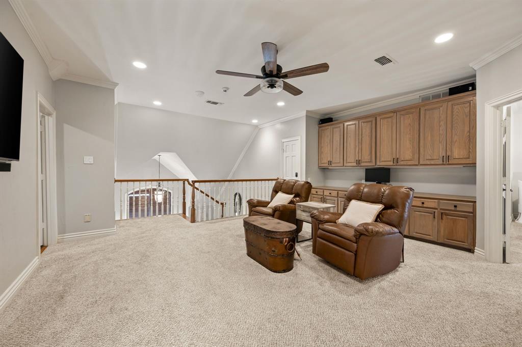 208 Highpoint Circle Valley View, TX 76272 - Photo 20 of 32