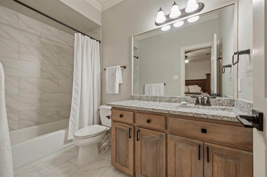 208 Highpoint Circle Valley View, TX 76272 - Photo 22 of 32
