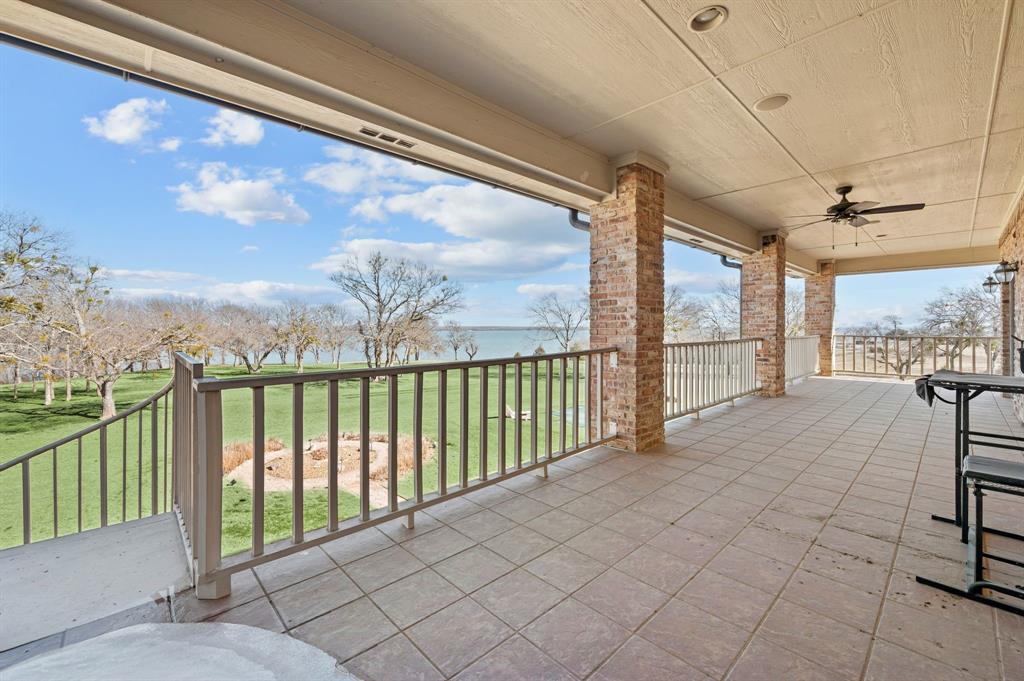 208 Highpoint Circle Valley View, TX 76272 - Photo 25 of 32