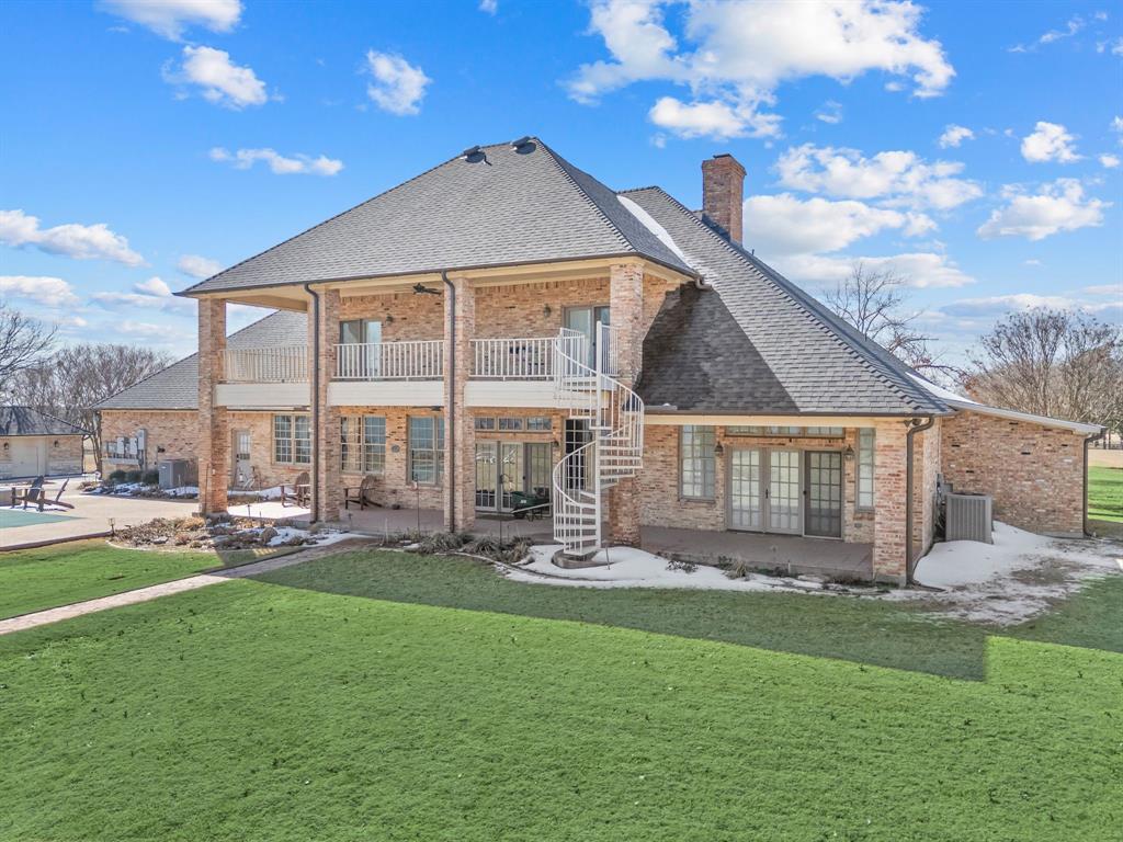 208 Highpoint Circle Valley View, TX 76272 - Photo 27 of 32