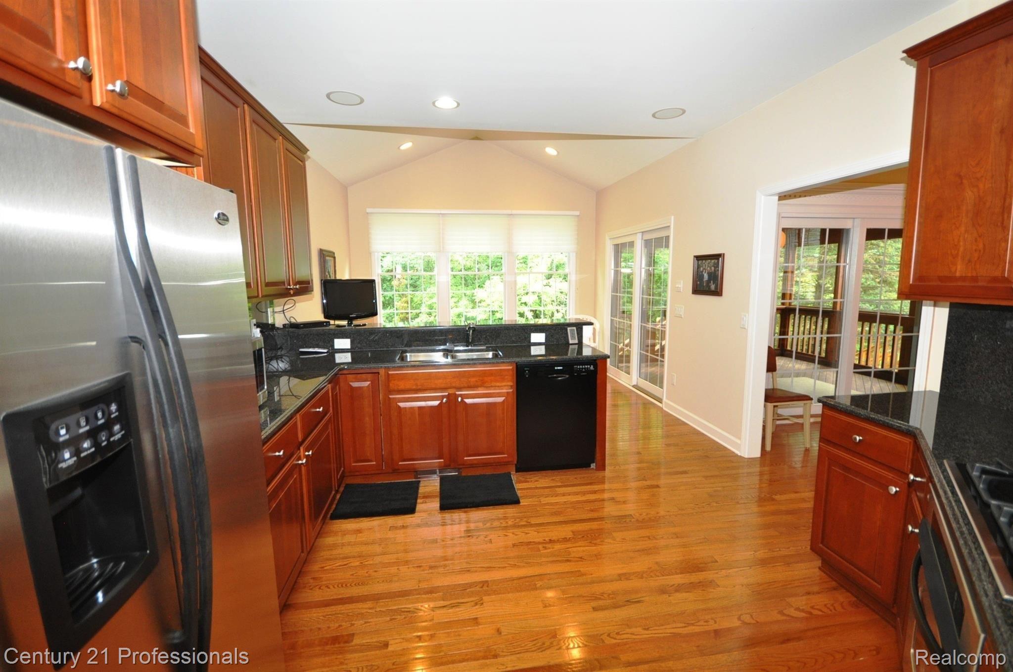 3669 Tremonte Circle, Unit 79 Rochester, MI 48306 - Photo 16 of 37 14-3669 Tremonte.JPG