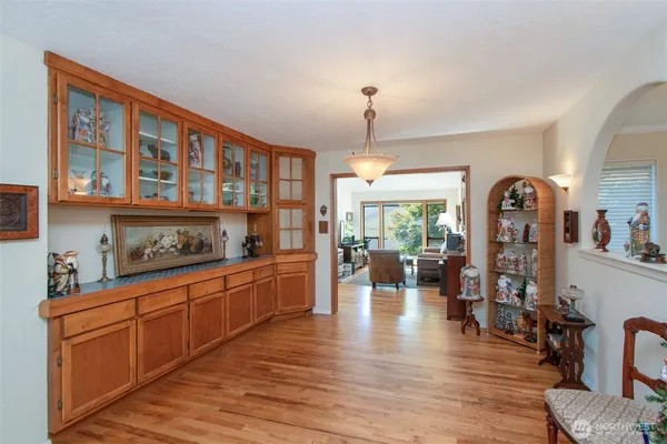 $699,500 | 1633 East 5th Street, Port Angeles, WA 98362