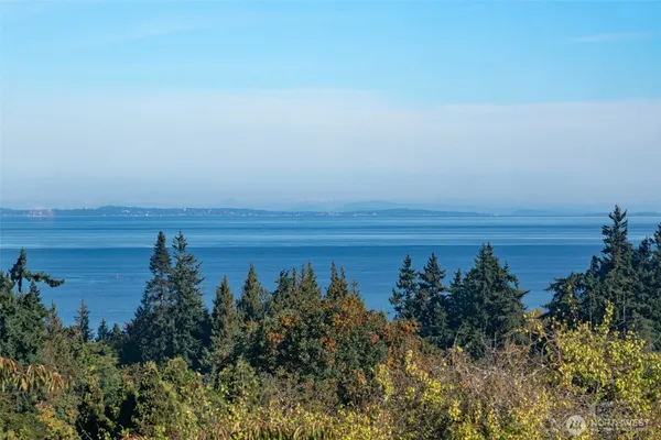 $699,500 | 1633 East 5th Street, Port Angeles, WA 98362