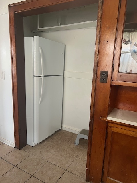 9735 South Michigan Avenue, Unit 1 Chicago, IL 60628 - Photo 4 of 17 a view of closet