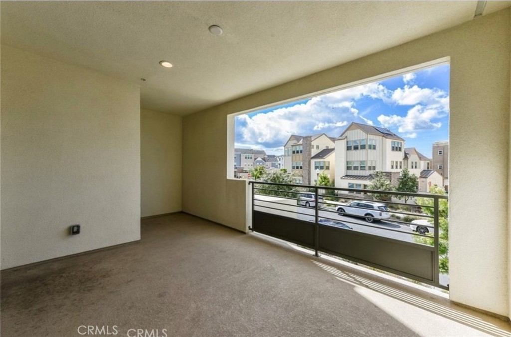 175 Frame Irvine, CA 92618 - Photo 15 of 22 a view of a kitchen with a large window
