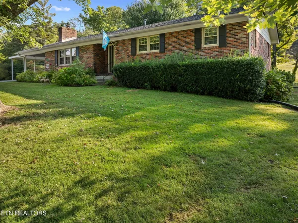 $369,900 | 130 Carden Lane, Rocky Top, TN 37769