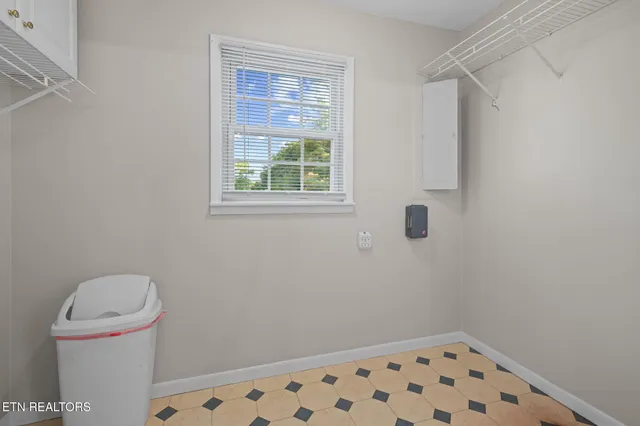 $379,900 | 130 Carden Lane, Rocky Top, TN 37769