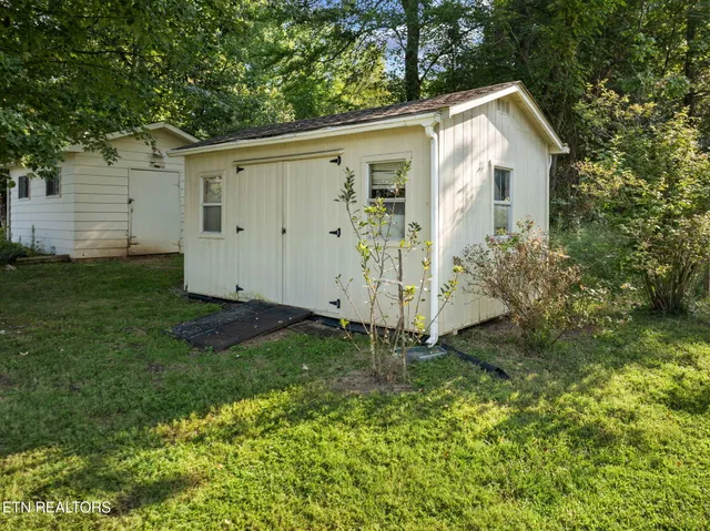 $379,900 | 130 Carden Lane, Rocky Top, TN 37769