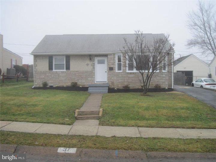 37 Paul Road New Castle, DE 19720 - Photo 1 of 18 Gallery Image 1