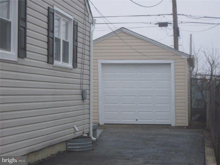 37 Paul Road New Castle, DE 19720 - Photo 3 of 18 Gallery Image 3