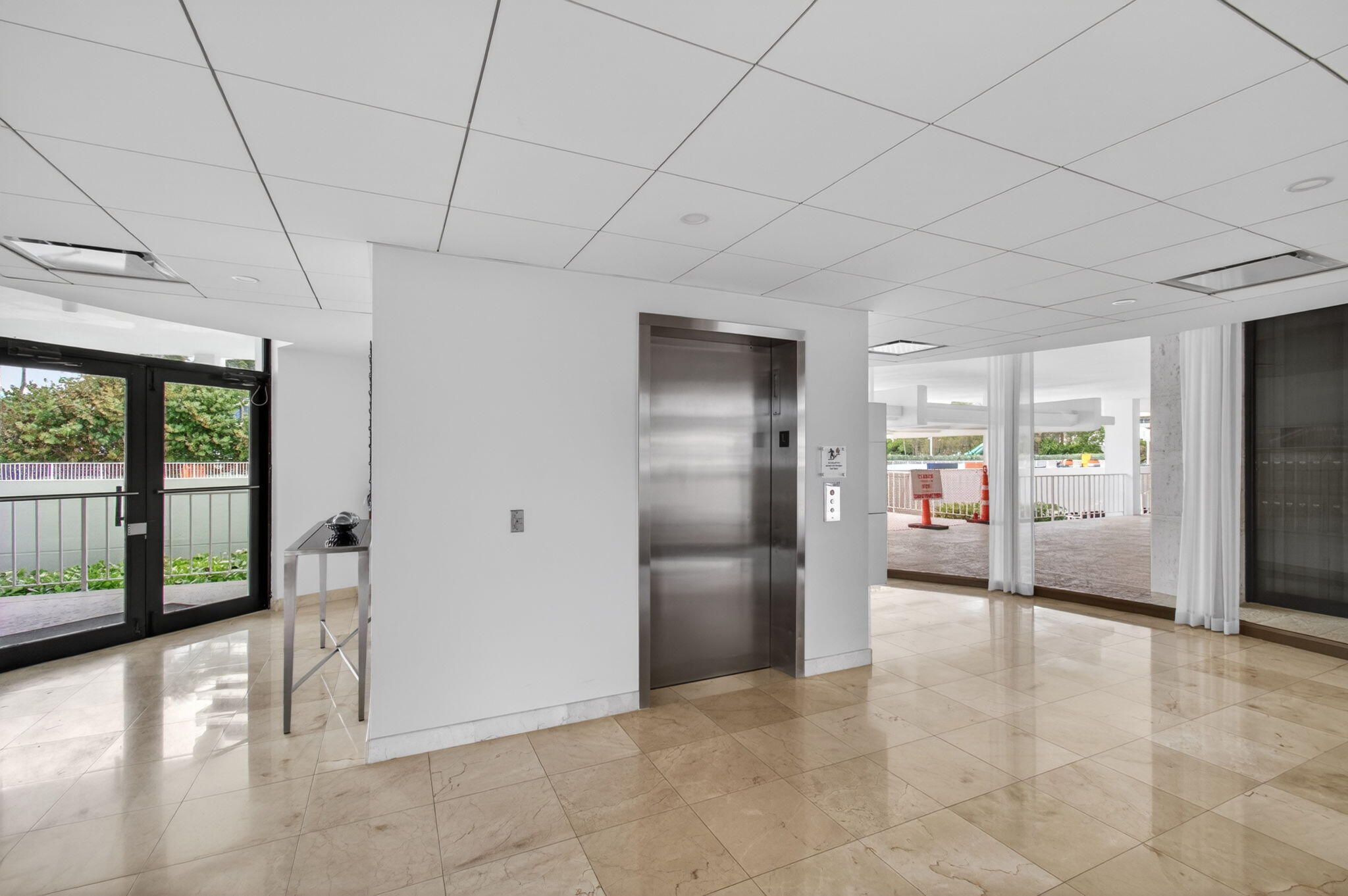 1200 South Ocean Boulevard, Unit 17C Boca Raton, FL 33432 - Photo 3 of 90 3-web-or-mls-DSC_8048