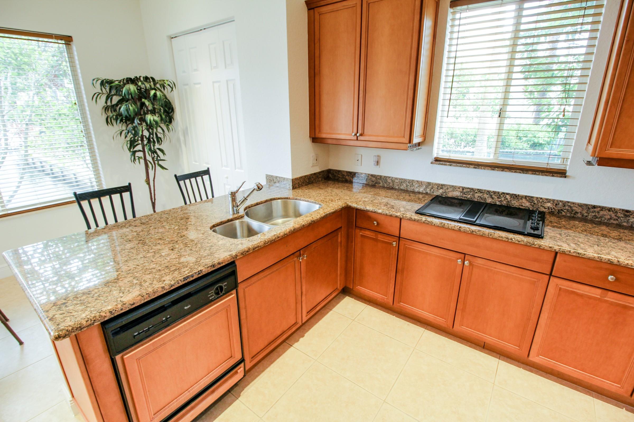 24 Royal Palm Way, Unit 1 Boca Raton, FL 33432 - Photo 12 of 47 11_AVCNWT_still_ki3