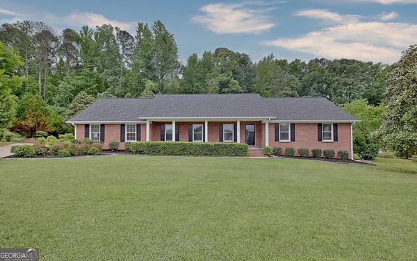 $465,000 | 105 Walden Way, Fayetteville, GA 30214