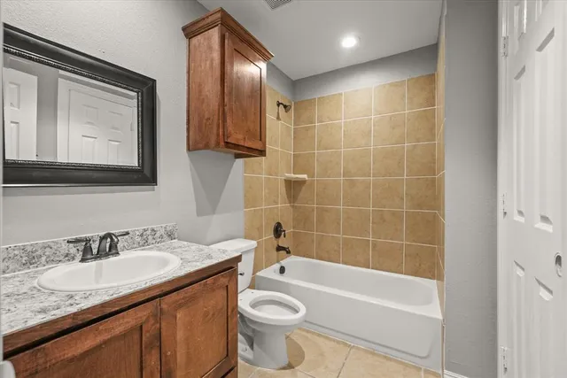 $1,500 | 517 South Vaden Street, Sherman, TX 75090