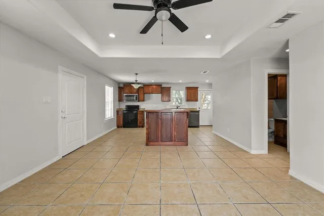 $1,500 | 517 South Vaden Street, Sherman, TX 75090