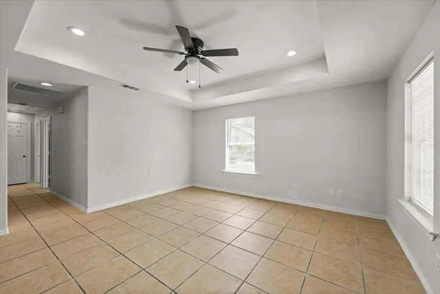 $1,500 | 517 South Vaden Street, Sherman, TX 75090