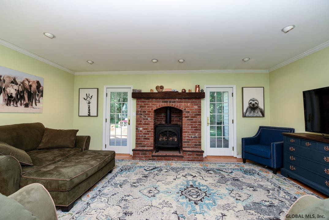68 Cambridge Road Bethlehem, NY 12077 - Photo 11 of 32 Photo 11