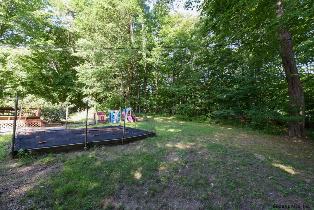 68 Cambridge Road Bethlehem, NY 12077 - Photo 26 of 32 Photo 26