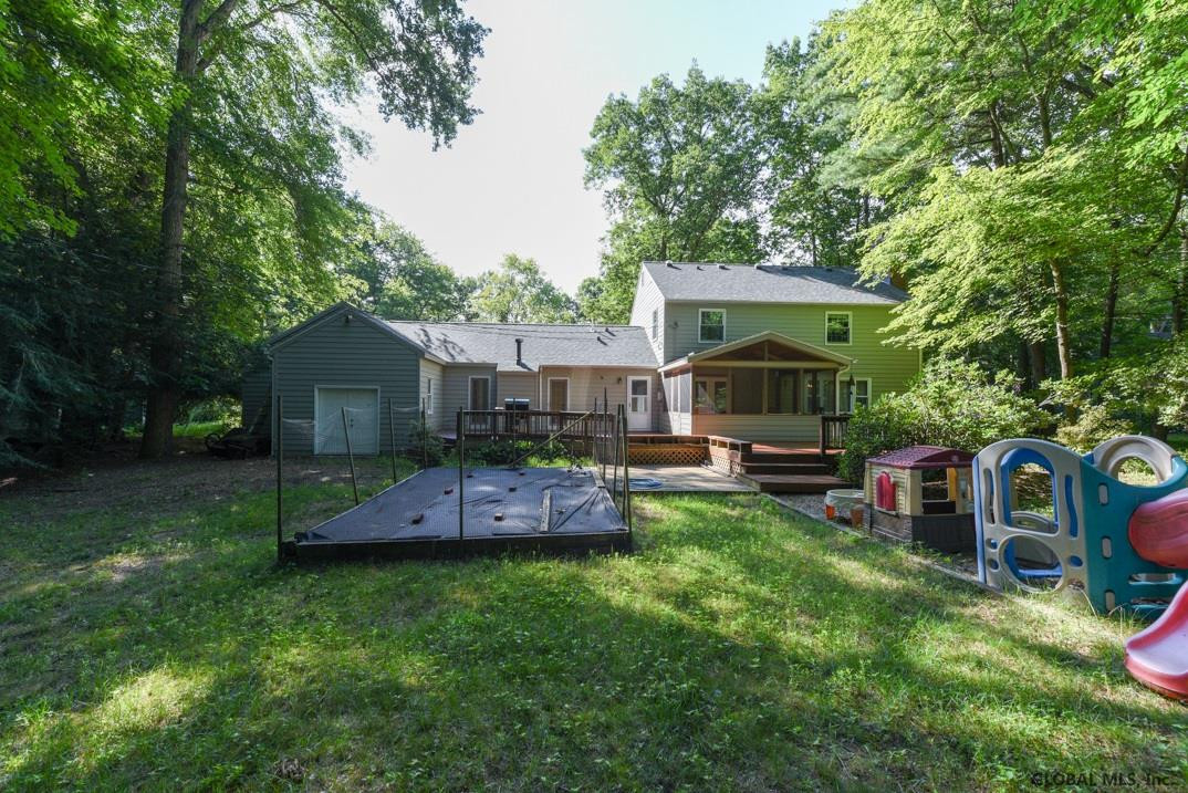 68 Cambridge Road Bethlehem, NY 12077 - Photo 28 of 32 Photo 28
