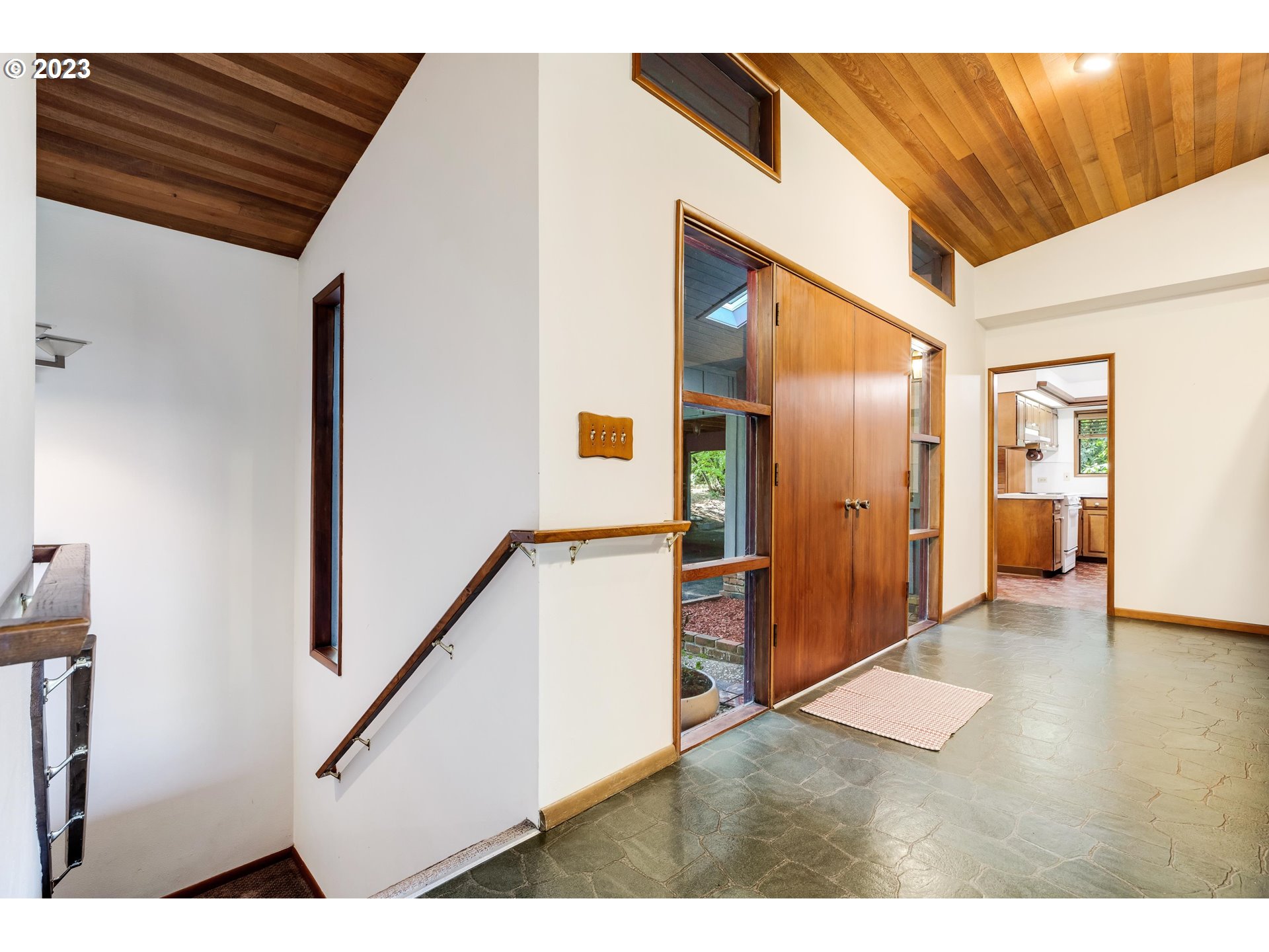 15729 Northwest Sheltered Nook Road Portland, OR 97231 - Photo 14 of 44 a view interior of the house