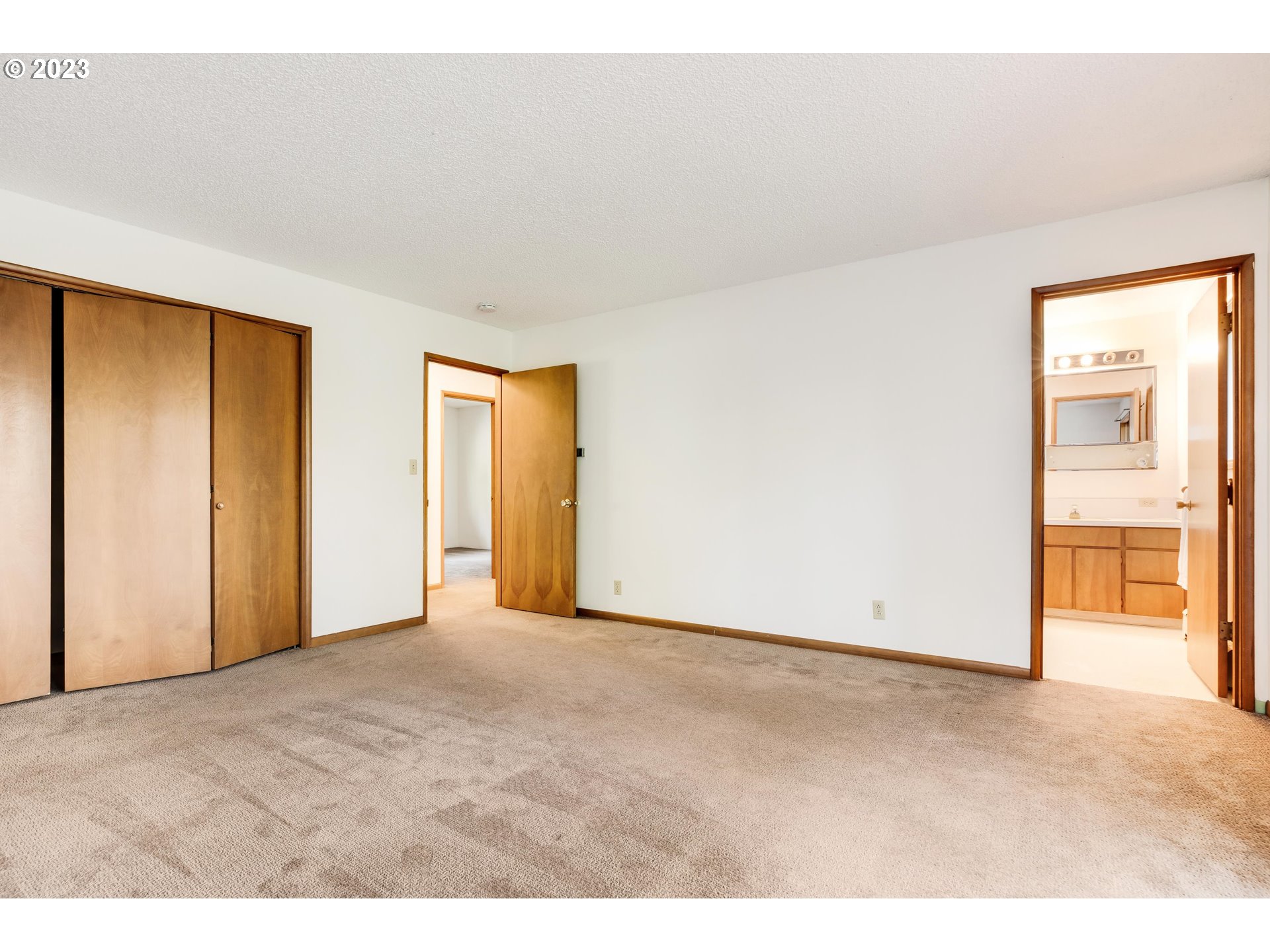 15729 Northwest Sheltered Nook Road Portland, OR 97231 - Photo 28 of 44 a view of an empty room