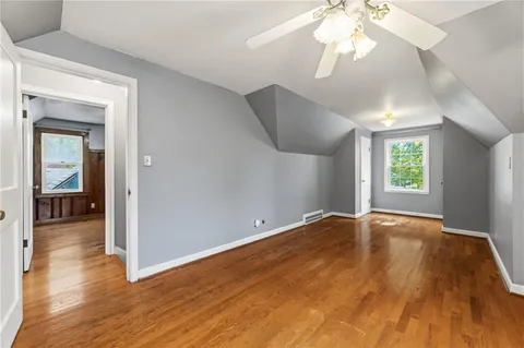 $275,000 | 8806 Minnehaha Lane, Kansas City, MO 64114