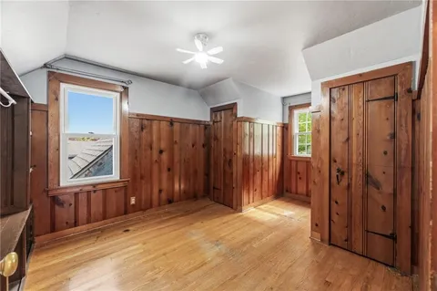 $275,000 | 8806 Minnehaha Lane, Kansas City, MO 64114