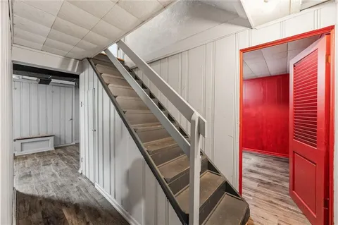 $275,000 | 8806 Minnehaha Lane, Kansas City, MO 64114