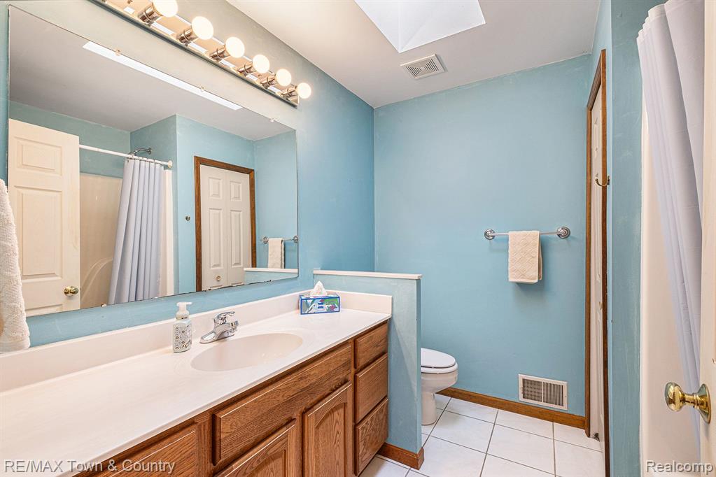 5531 West Oregon Road Lapeer, MI 48446 - Photo 18 of 33