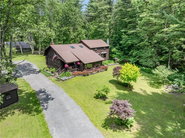 $599,000 | 8520 Trenton Falls Road, Trenton, NY 13438