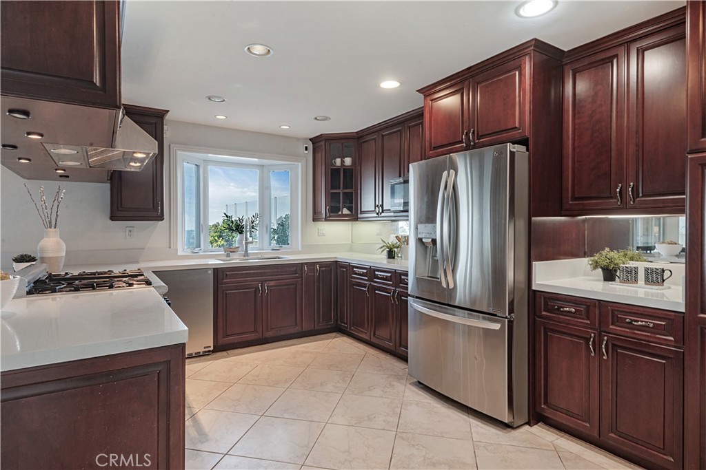 27108 Diamondhead Lane Rancho Palos Verdes, CA 90275 - Photo 6 of 23