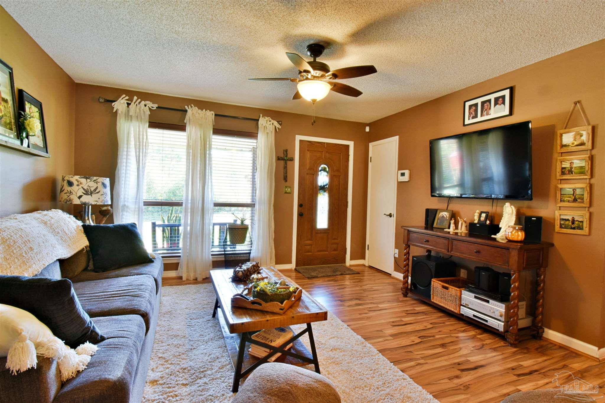 173 Navarro Road Cantonment, FL 32533 - Photo 17 of 33