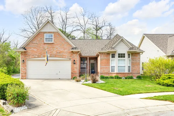 $560,000 | 4702 Mallard View Drive, Indianapolis, IN 46226