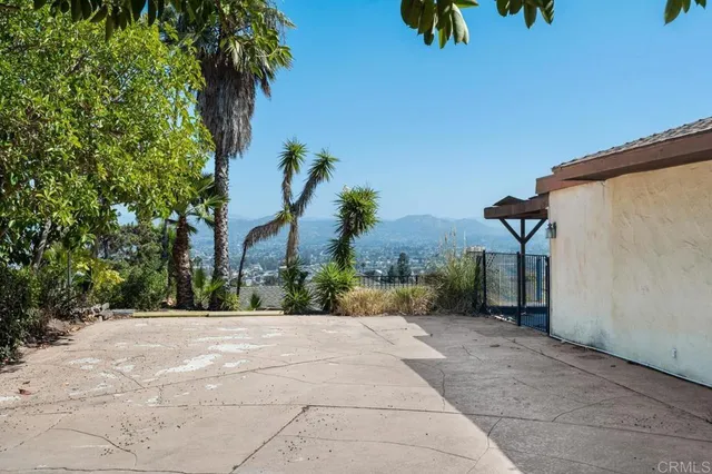 $875,000 | 1681 Hillsmont Drive, El Cajon, CA 92020