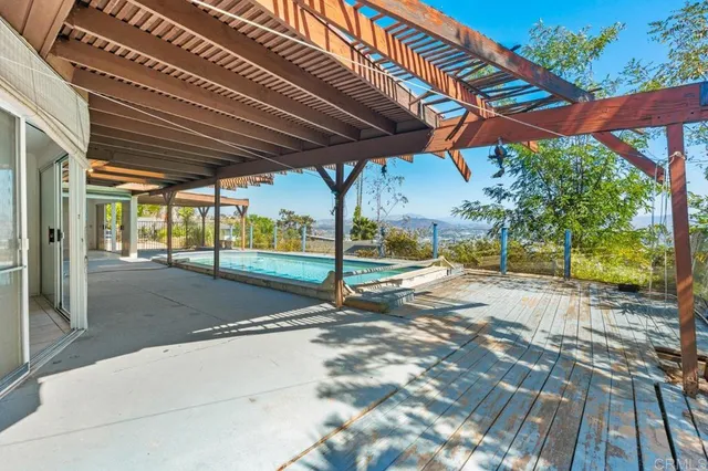 $875,000 | 1681 Hillsmont Drive, El Cajon, CA 92020