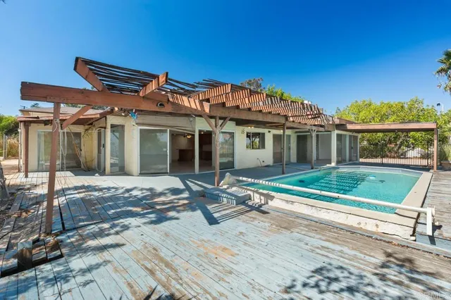 $875,000 | 1681 Hillsmont Drive, El Cajon, CA 92020