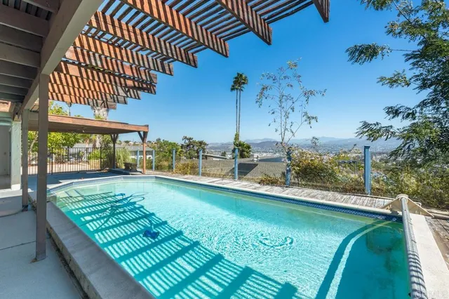 $875,000 | 1681 Hillsmont Drive, El Cajon, CA 92020