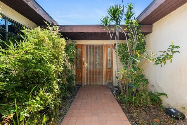 $875,000 | 1681 Hillsmont Drive, El Cajon, CA 92020