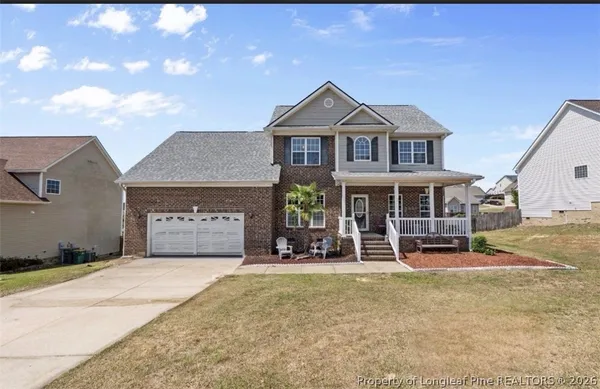 $389,999 | 3932 Hunting Path Drive, Hope Mills, NC 28348