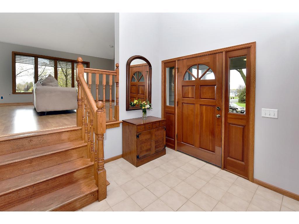 475 Ridge View Circle Medina, MN 55340 - Photo 2 of 24 Gallery Image 2